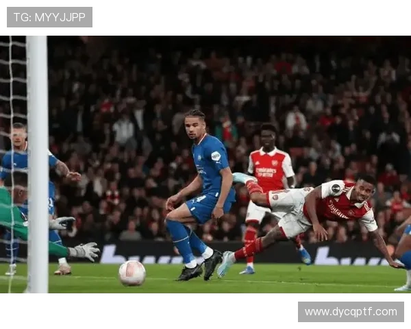 拜仁国内霸主地位面临考验,德甲竞争格局逐步发生变化 拜仁国内霸主地位面临考验,德甲竞争格局逐步发生变化