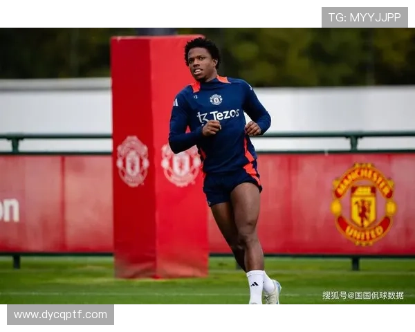 亚历杭德罗·加纳乔本赛季表现稳健,持续提升曼联边路竞争力 亚历杭德罗·加纳乔本赛季表现稳健,持续提升曼联边路竞争力