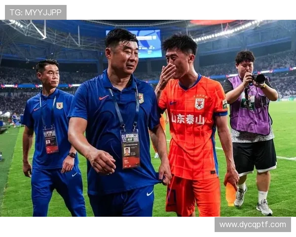 泰山队争冠之路堪忧：战术依赖与内部危机引爆，豪门地位岌岌可危！